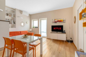 Easy Isola Apartment